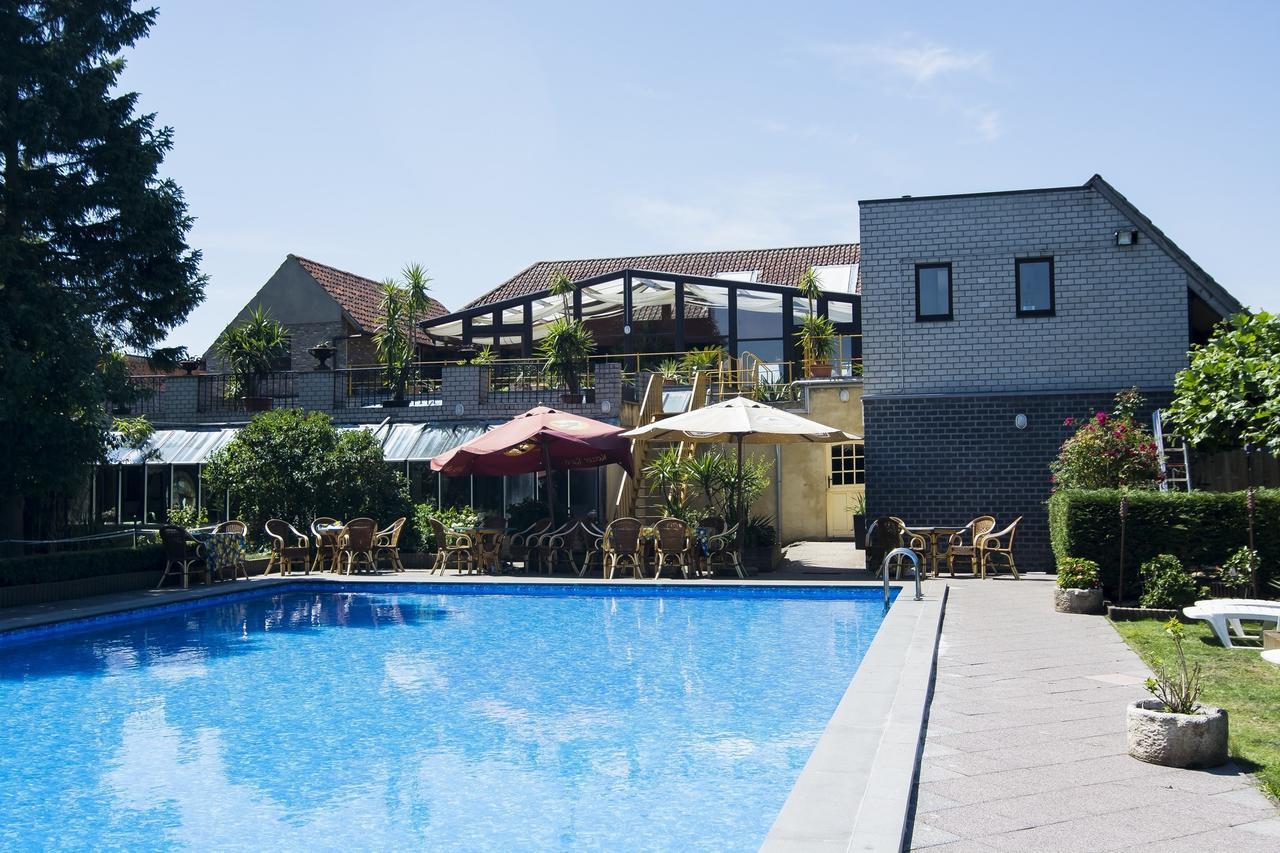 Pacific 3*